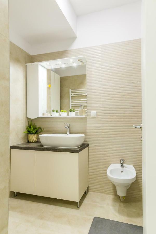 Dristor Day Residence Studio Boekarest Buitenkant foto